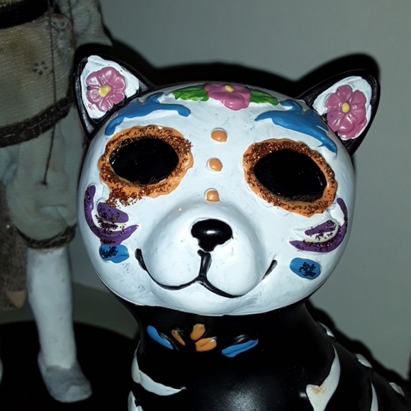 SOLD!!! NWOT Dia de los Muertos Kitty Cat - Picture 3 of 8